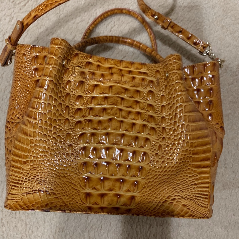 Purse - Picture 2 of 4